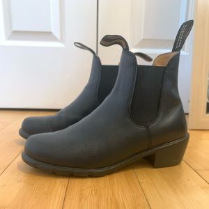 Blundstone boots (black) — women’s 8.5